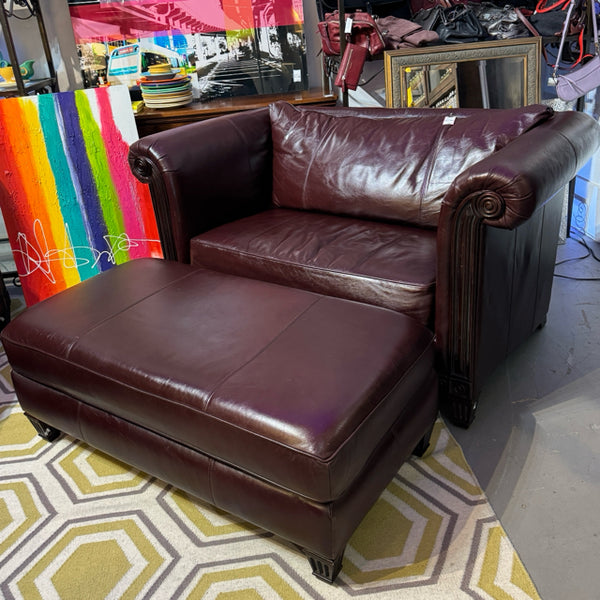 Bernhardt Leather Chair & Half W/Ottoman 59x37x35