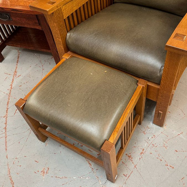 Stickley Morris Chair & Ottoman W/Olive Leather 33x37.5x47 (AS IS)