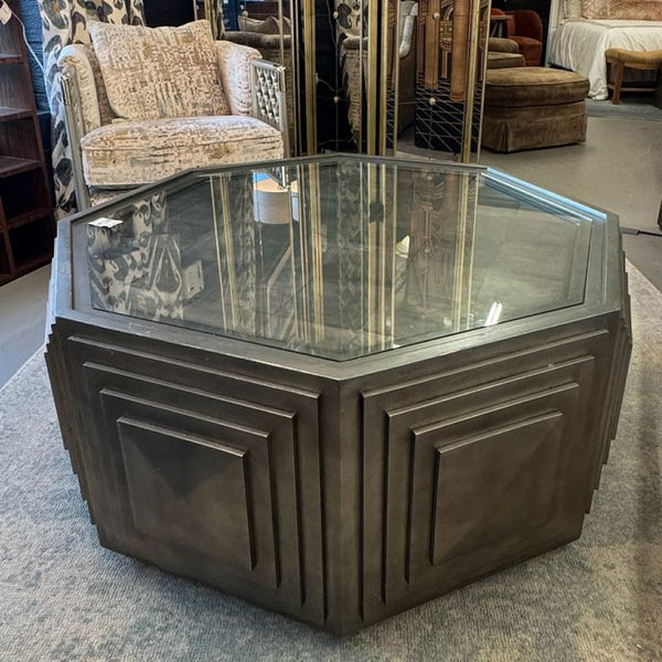 Lexington Ariana Rochelle Cocktail Table 46x46x19