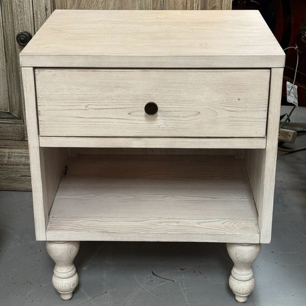 Pottery Barn Bellevue 1-Drw Nightstand 19x16x23