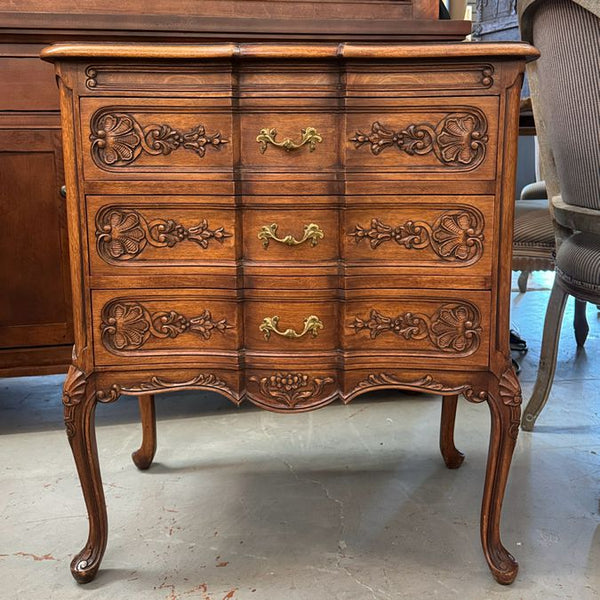 Antique/Vintage Louis XV 3-DrW Dark Oak Side Chest 28X16.5X33