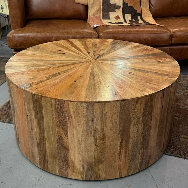 Havertys Cyrus Mango Wood Coffee Table on Casters 38Dx17.5H NEW