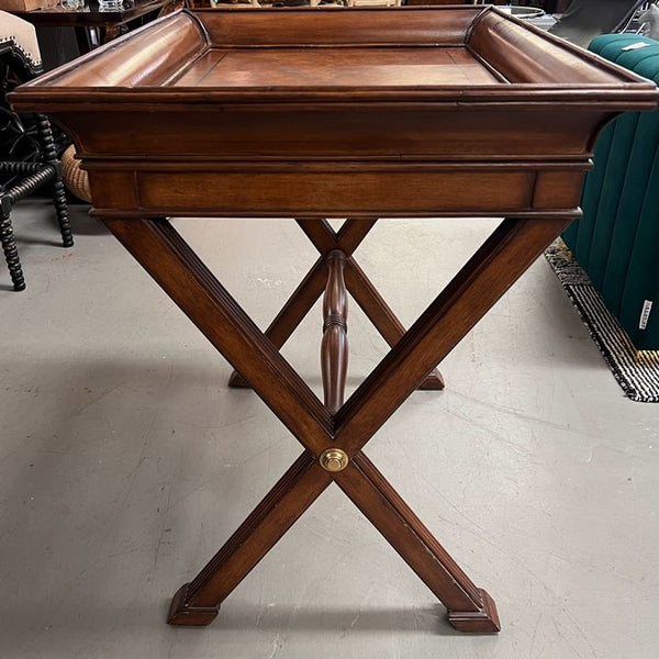 Thomasville Ernest Hemingway Butler's Table 32x25x33.5