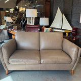 Natuzzi Editions Geloso B908 Love Seat 70x36x36