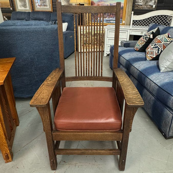 Arts & Crafts Style Spindle Back Oak Arm Chair 27.5x25x48.5
