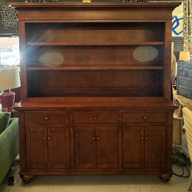 Solid Wood 2-Pc Credenza W/Hutch 74x19x84