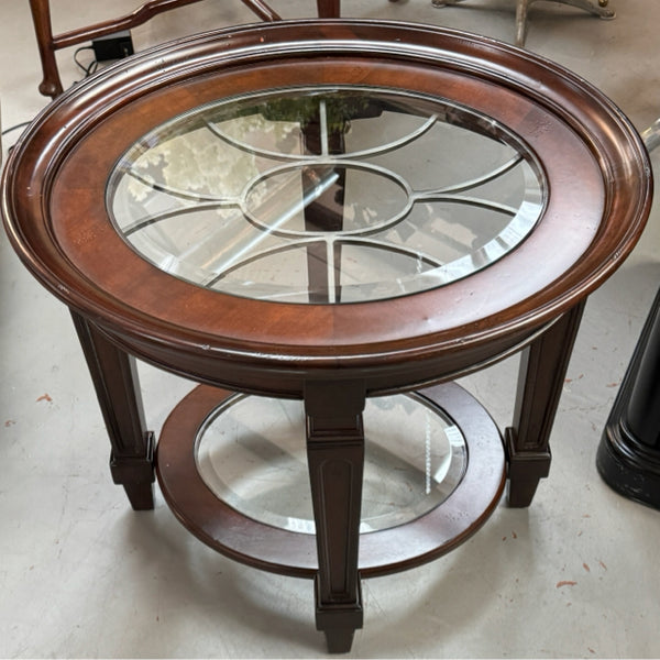 Metal Grille & Glass Oval Side Table 26x22x25
