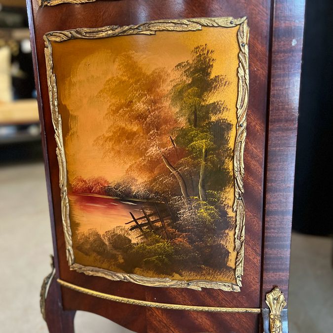 Louis XV Vernis Vitrine Mahogany W/Brass Ormalus 27x14x60