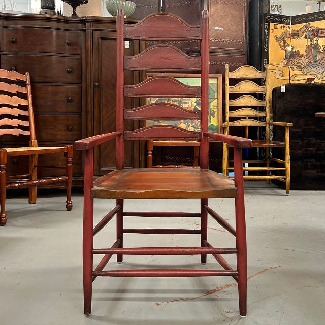 SET/4 Guildmaster Painted Distressed Ladder Back Chairs 24x24x49 AS IS