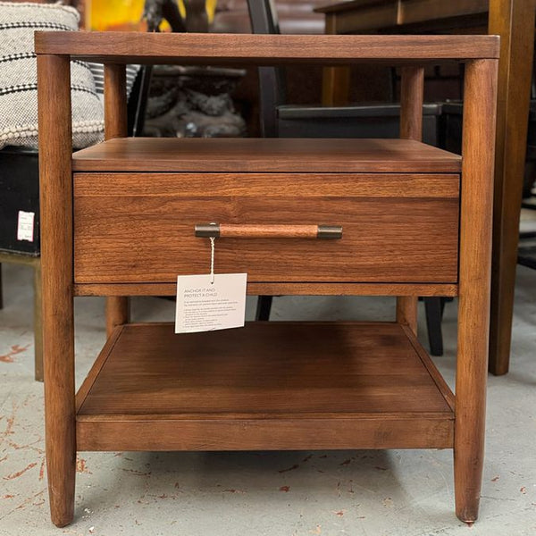 Riverside Furniture 1- Drw Nightstand 26x18x28.5